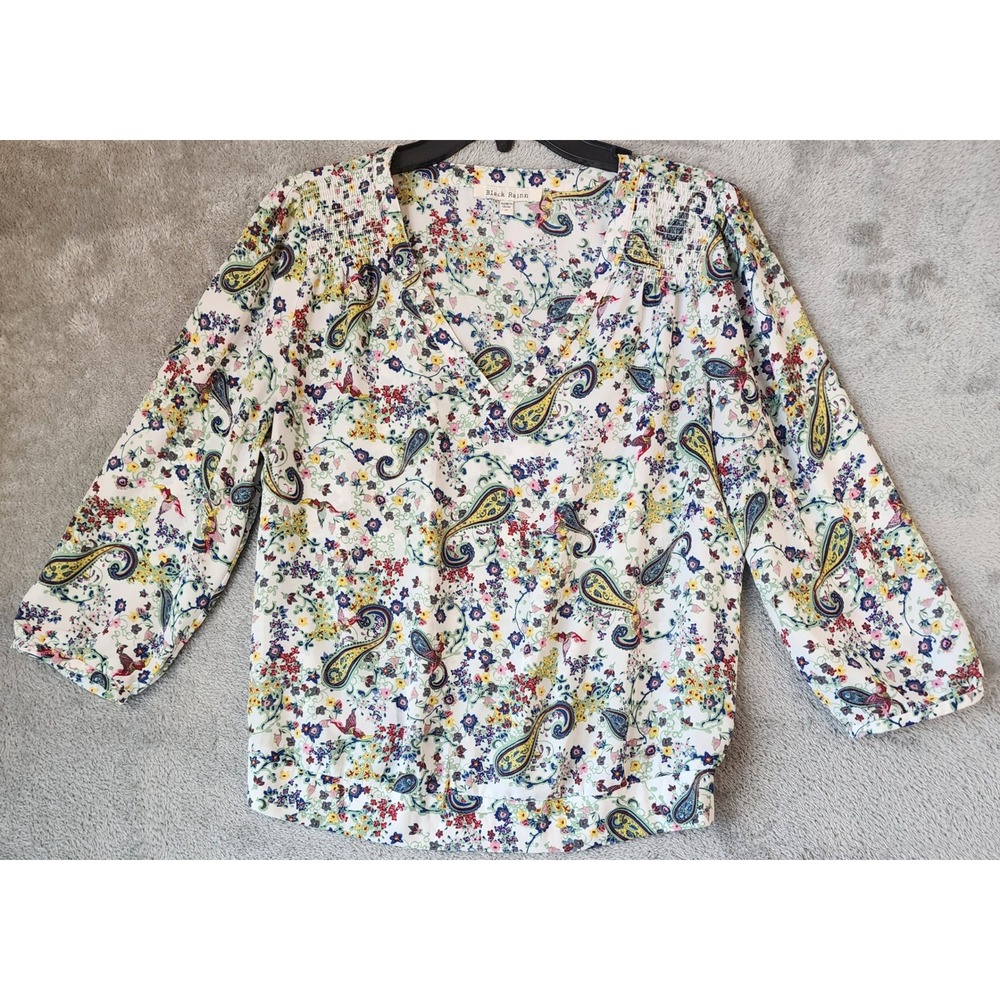 Black Rainn Shirt Womens Medium White Paisley Floral Smocked Waist Blouse